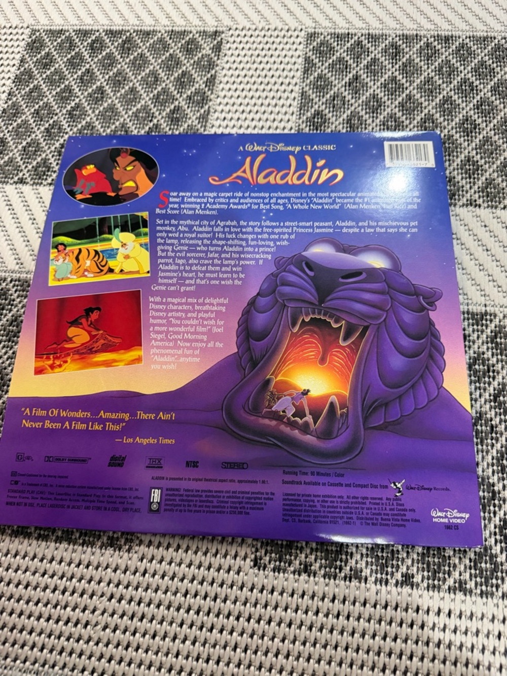 Walt Disney Aladdin LaserDisc - Picture 2 of 7